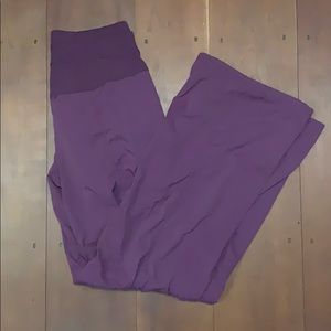 Lululemon dance studio pants unlined size 6